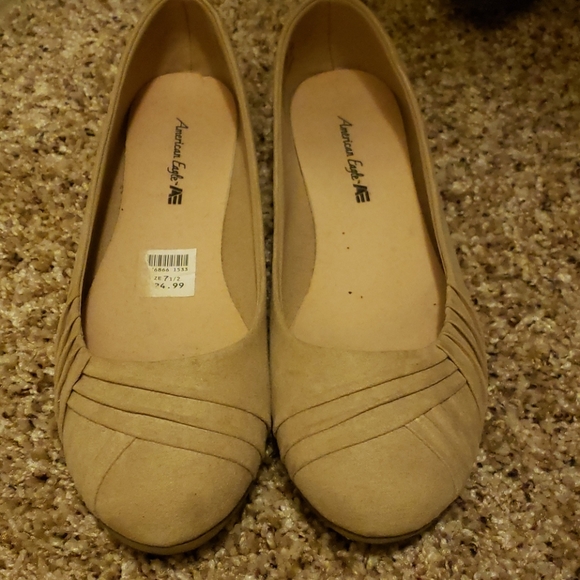 Flats - Picture 2 of 2